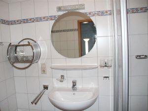 23824798-Ferienwohnung-4-Krummhörn-300x225-4