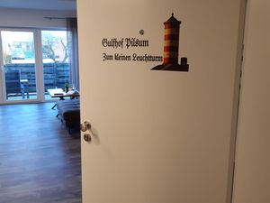 23824818-Ferienwohnung-4-Krummhörn-300x225-5