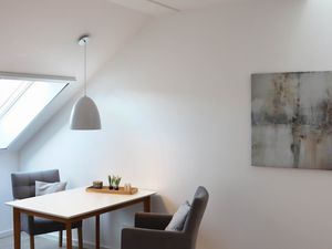 23953133-Ferienwohnung-2-Krummhörn-300x225-5