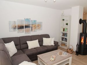 23953148-Ferienwohnung-4-Krummhörn-300x225-1