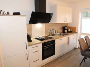 23953157-Ferienwohnung-4-Krummhörn-300x225-5