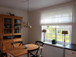 24051208-Ferienwohnung-4-Krummhörn-300x225-1