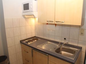 23953158-Ferienwohnung-1-Krummhörn Uttum-300x225-3