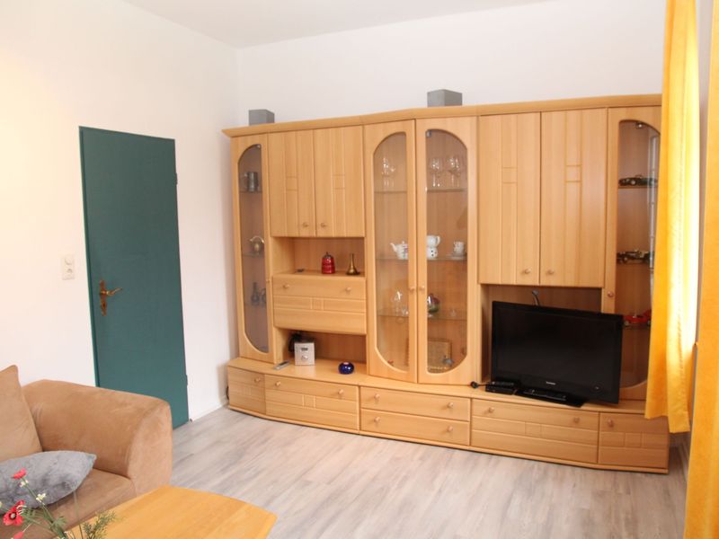 23953161-Ferienwohnung-2-Krummhörn Uttum-800x600-2