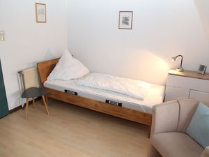 23953158-Ferienwohnung-1-Krummhörn Uttum-300x225-1