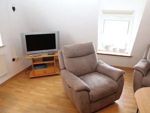 23953160-Ferienwohnung-4-Krummhörn Uttum-300x225-3