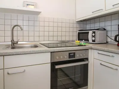 Ferienwohnung für 4 Personen (50 m²) in Krummhörn Greetsiel 8/10