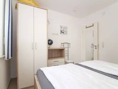 Ferienwohnung für 2 Personen (38 m²) in Krummhörn Greetsiel 8/10