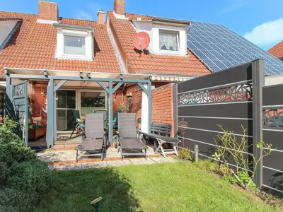 Ferienwohnung für 4 Personen (60 m²) in Krummhörn Greetsiel 8/10