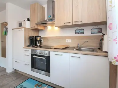 Ferienwohnung für 3 Personen (60 m²) in Krummhörn Greetsiel 9/10