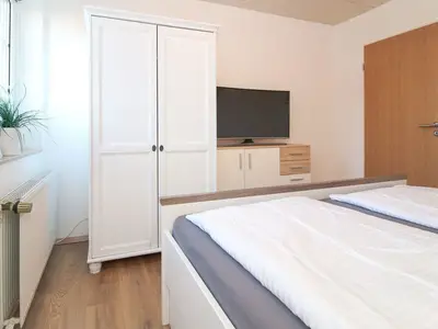 Ferienwohnung für 2 Personen (50 m²) in Krummhörn Greetsiel 8/10