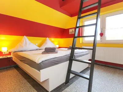 Ferienwohnung für 5 Personen (75 m²) in Krummhörn Greetsiel 1/10