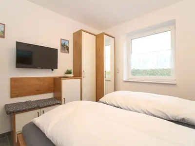 Ferienwohnung für 2 Personen (35 m²) in Krummhörn Greetsiel 8/10