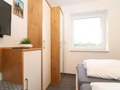 Ferienwohnung für 2 Personen (35 m²) in Krummhörn Greetsiel 9/10