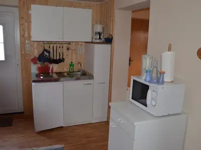 Unten, kleine Küchenzeile