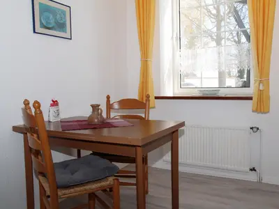 Ferienwohnung für 2 Personen (50 m²) in Krummhörn 8/10