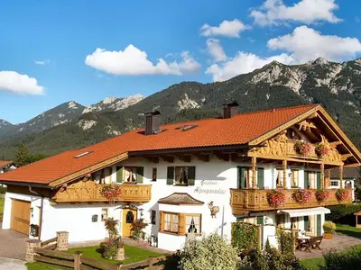 Ferienwohnung für 2 Personen (50 m²) in Krün 1/10