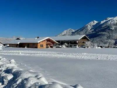 Ferienwohnung für 5 Personen (84 m²) in Krün 1/10