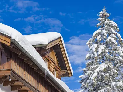 Ferienglück Haus - Winter Ost Hausansicht-Ferienwo