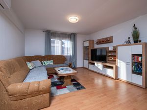 24001447-Ferienwohnung-6-Kršan-300x225-2