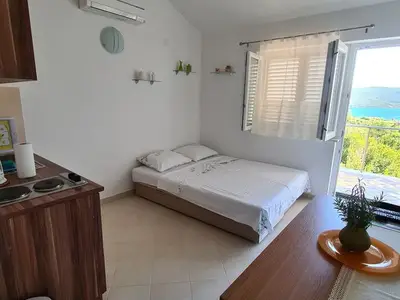 Ferienwohnung für 3 Personen in Kučište 9/10