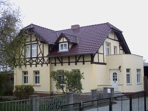 23774248-Ferienwohnung-5-Küstriner Vorland-300x225-0