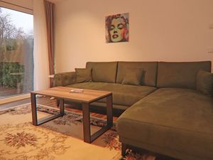 23531126-Ferienwohnung-4-Kuhlen-300x225-5