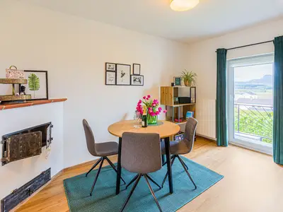 DiningRoom