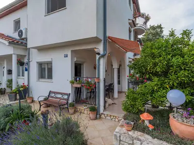 Ferienwohnung für 2 Personen (35 m²) in Kukci 4/10