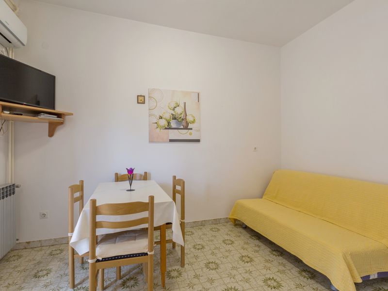 23929718-Ferienwohnung-2-Kukci-800x600-1