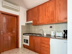 23761791-Ferienwohnung-4-Kukci-300x225-4