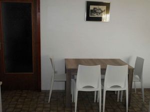 23982169-Ferienwohnung-4-Kukljica-300x225-3