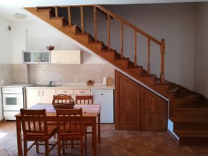 23930145-Ferienwohnung-6-Kukljica-300x225-2