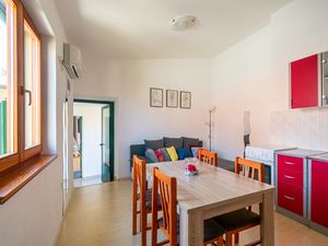 23931272-Ferienwohnung-4-Kukljica-300x225-2