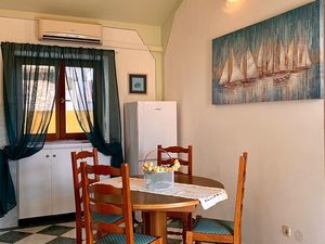 23930221-Ferienwohnung-4-Kukljica-300x225-1