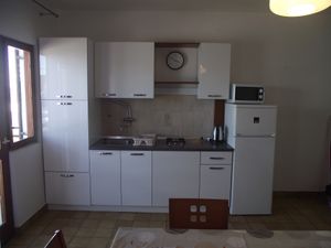 23930201-Ferienwohnung-4-Kukljica-300x225-4