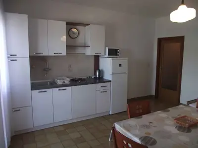 Ferienwohnung für 4 Personen (45 m²) in Kukljica 8/10