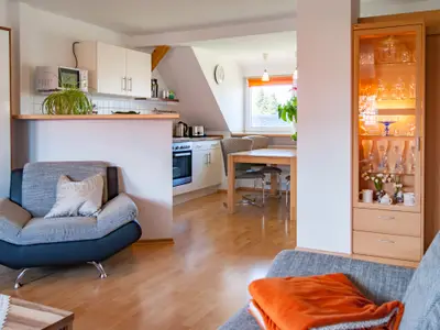 Sitzecke mit Blick zur Küche