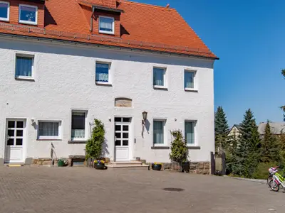 Eingang / Gebäudeansicht