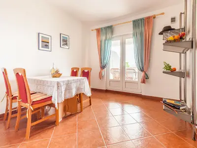 Ferienwohnung für 5 Personen (50 m²) in Kustići 4/10