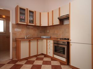 18321528-Ferienwohnung-5-Kustići-300x225-3