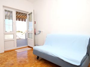 18954803-Ferienwohnung-4-Kustići-300x225-2