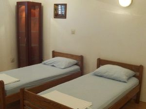 22251425-Ferienwohnung-0-Kustići-300x225-3