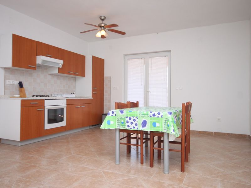 23929197-Ferienwohnung-4-Kustići-800x600-2