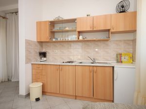 19129257-Ferienwohnung-4-Kustići-300x225-4