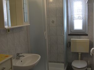 19126823-Ferienwohnung-5-Kustići-300x225-5