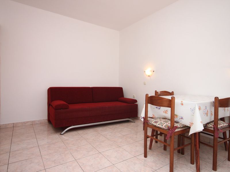 23929084-Ferienwohnung-5-Kustići-800x600-1