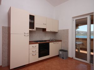 23929199-Ferienwohnung-4-Kustići-300x225-5