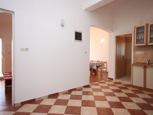 23929198-Ferienwohnung-5-Kustići-300x225-5