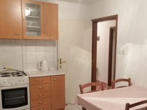 23933148-Ferienwohnung-5-Kustići-300x225-2